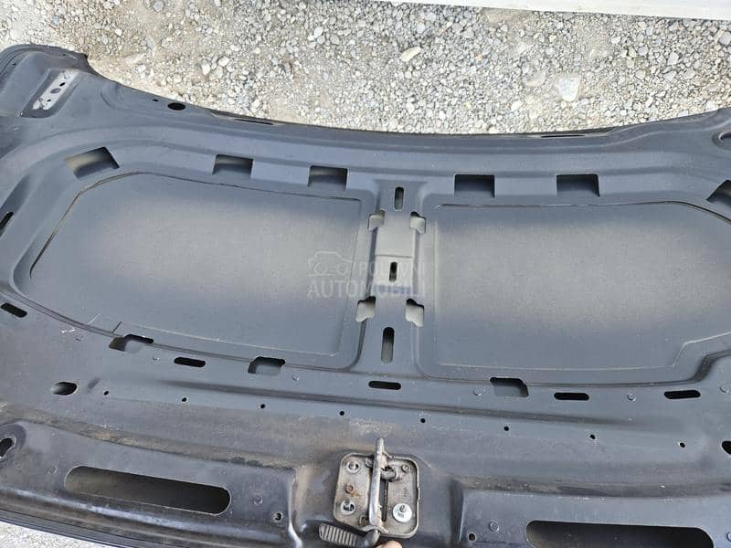 TOURAN 5TA PRSA HAUBA