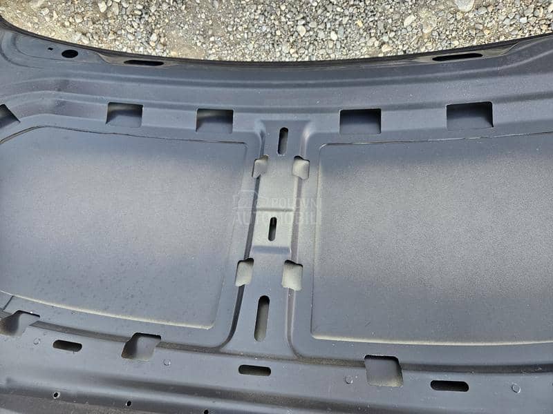 TOURAN 5TA PRSA HAUBA