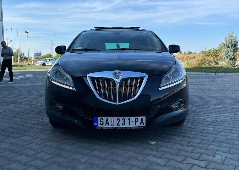 Lancia Delta mjtd