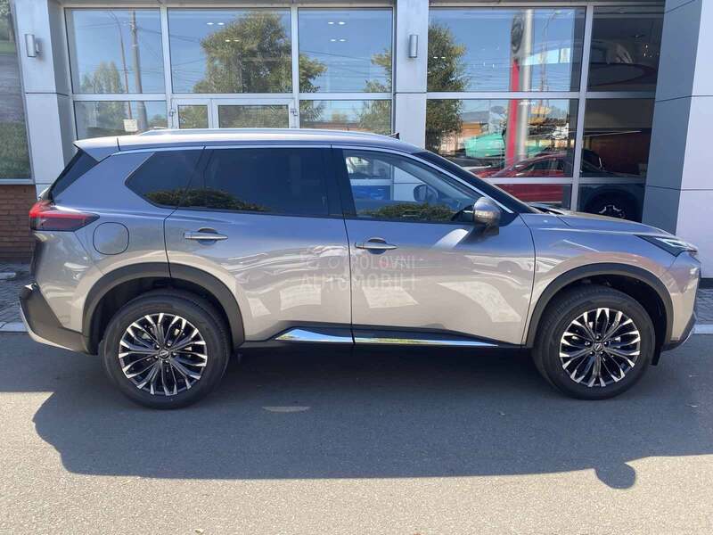 Nissan X-Trail 1.5 CVT 163 TEKNA