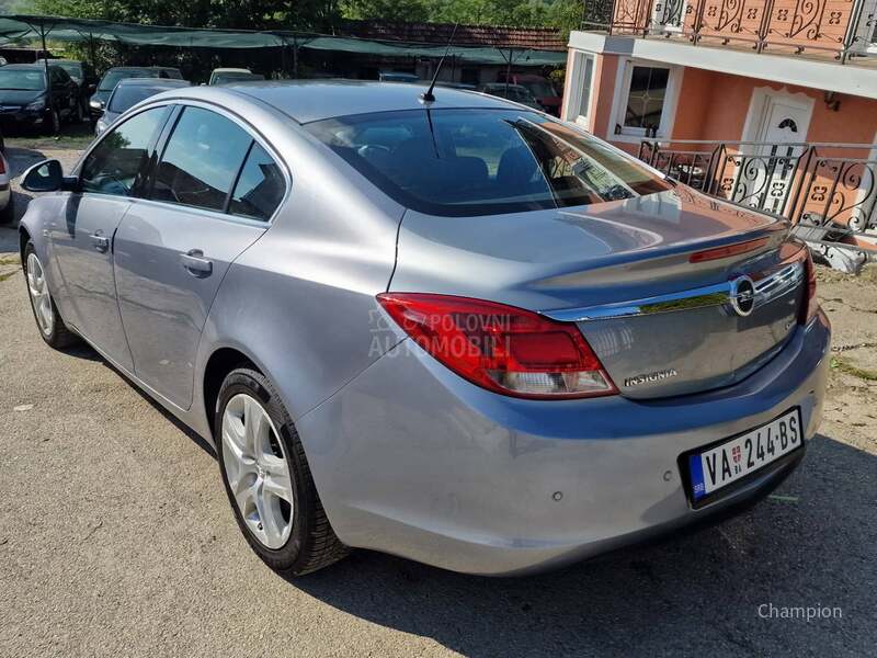 Opel Insignia 