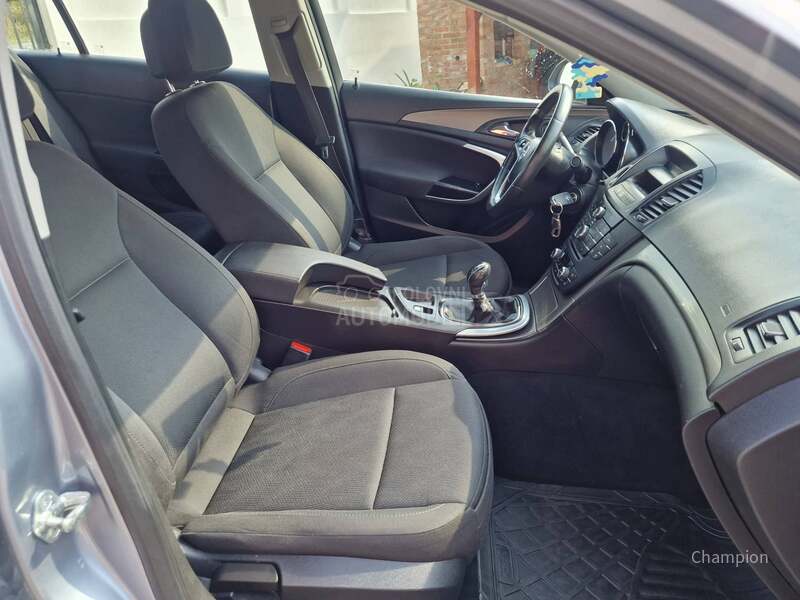 Opel Insignia 