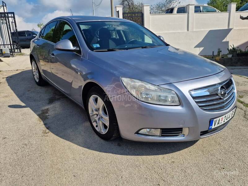 Opel Insignia 