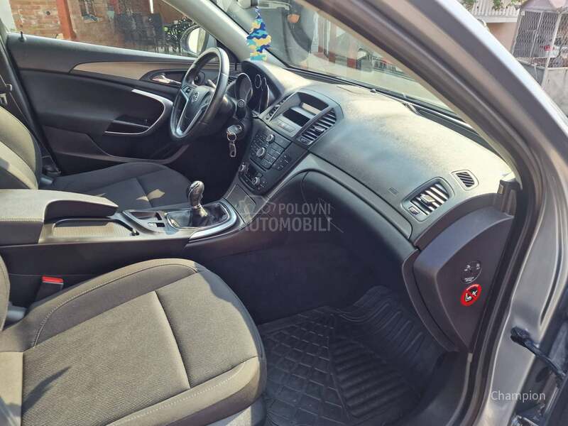 Opel Insignia 