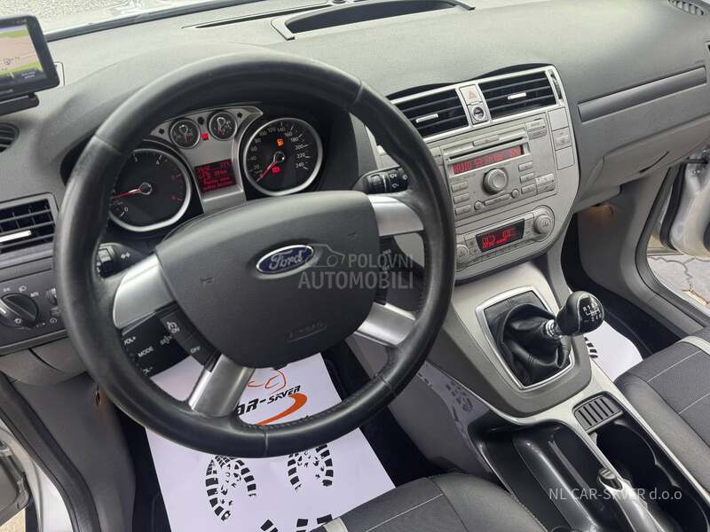 Ford Kuga 2.0TDCi/Titanium/4X4