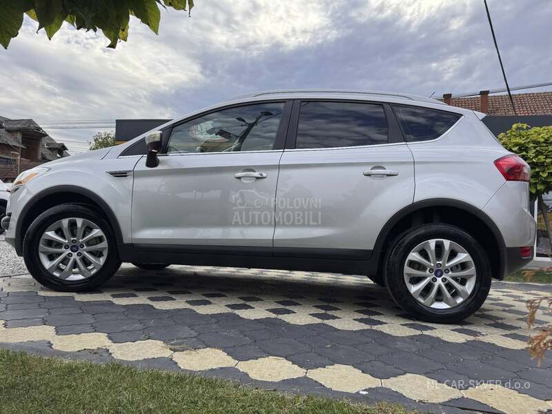 Ford Kuga 2.0TDCi/Titanium/4X4