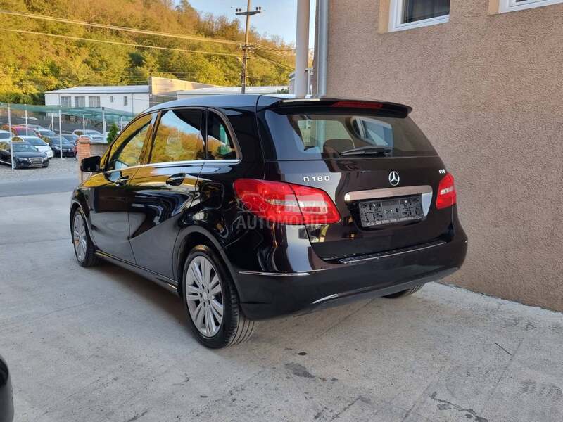 Mercedes Benz B 180 /AUTOM/