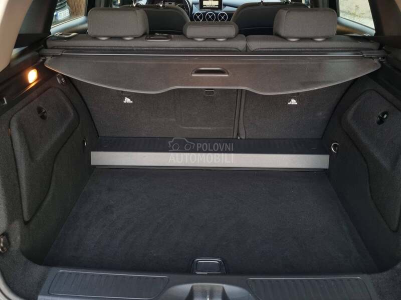 Mercedes Benz B 180 /AUTOM/