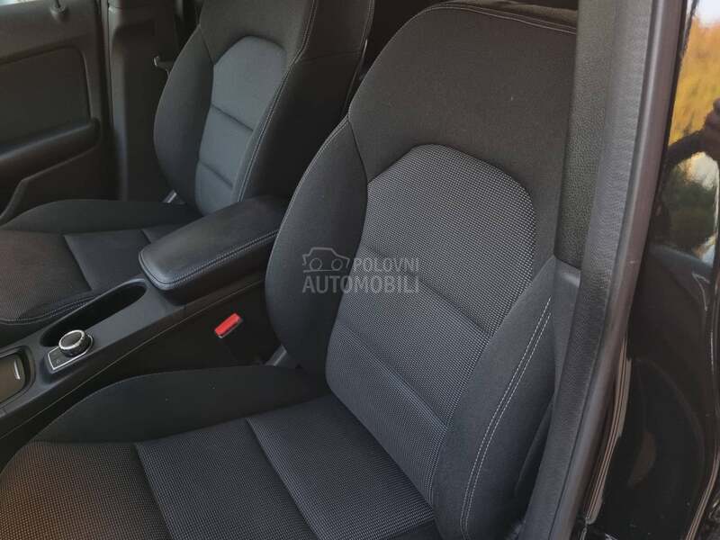 Mercedes Benz B 180 /AUTOM/