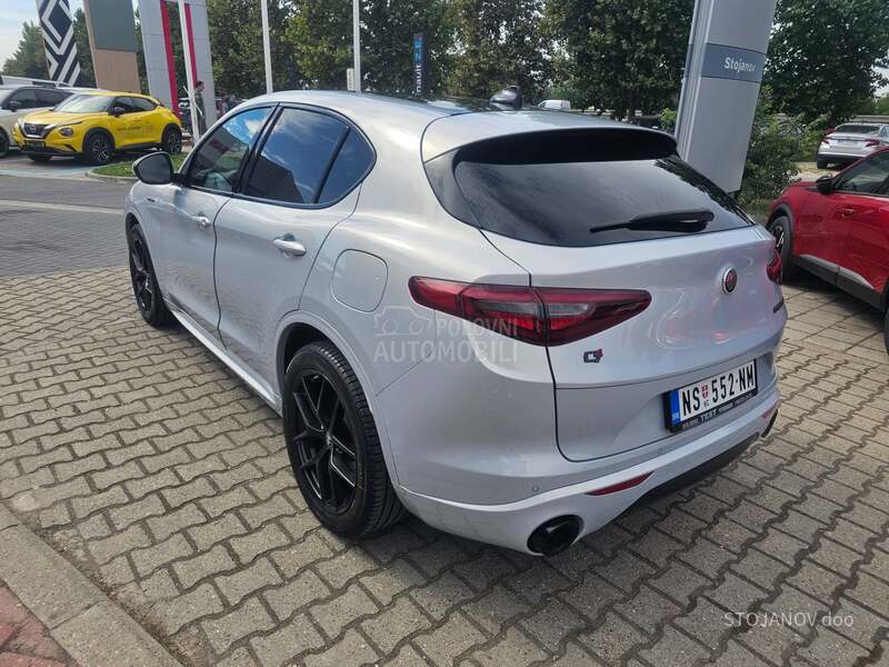 Alfa Romeo Stelvio VELOCE