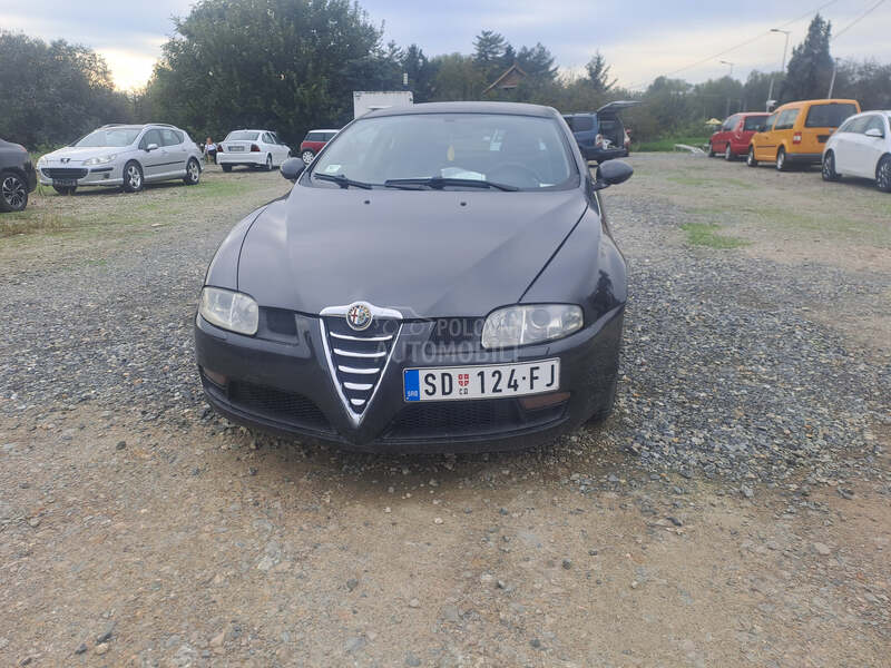 Alfa Romeo GT 