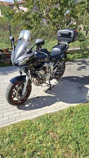 Yamaha Fazer 600