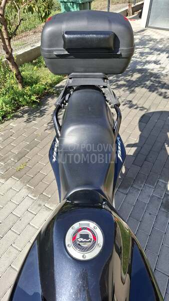 Yamaha Fazer 600