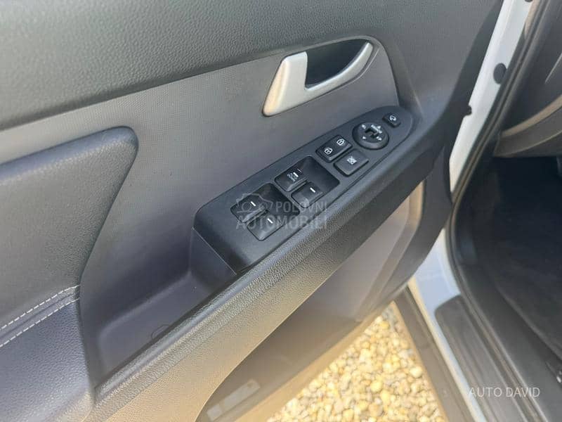 Kia Sportage 2.0 CRDI 4x4 P.A.N.O