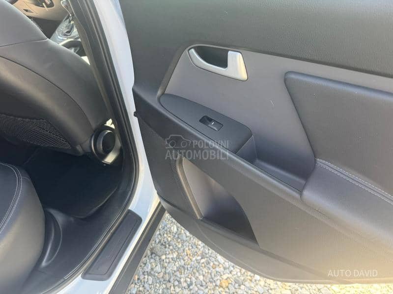 Kia Sportage 2.0 CRDI 4x4 P.A.N.O