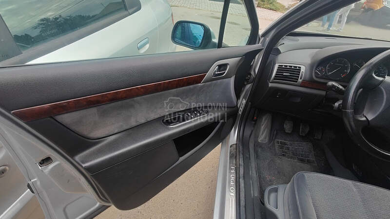 Peugeot 407 2.2
