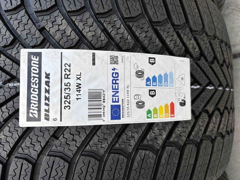 Bridgestone 325/35 R22 Zimska