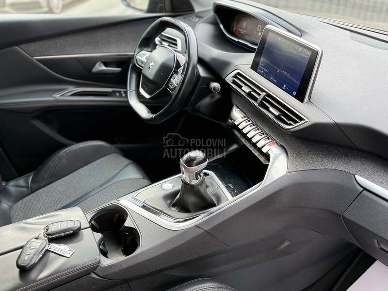Peugeot 3008 1.6HDI ALLURE S S