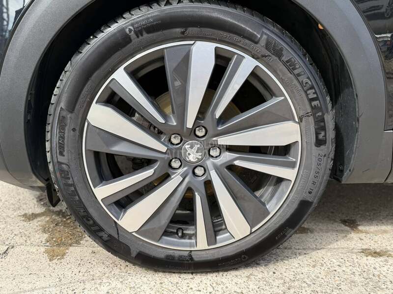Peugeot 3008 1.6HDI ALLURE S S