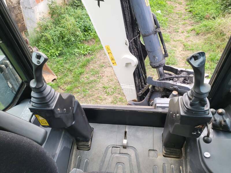 Terex 890