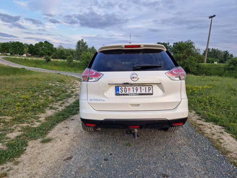 Nissan X-Trail 1.6 TEKNA