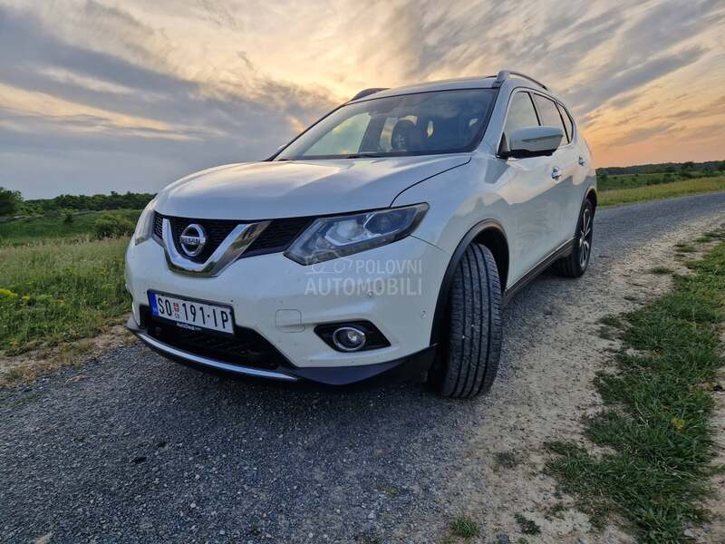 Nissan X-Trail 1.6 TEKNA