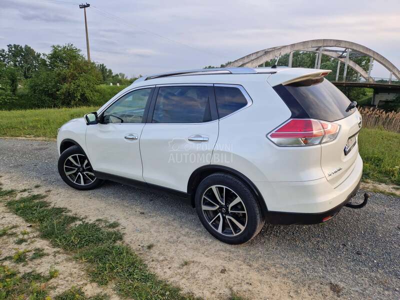 Nissan X-Trail 1.6 TEKNA