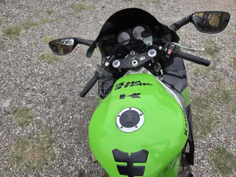Kawasaki zx9r