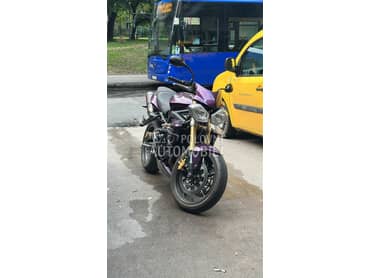 Triumph Street triple R