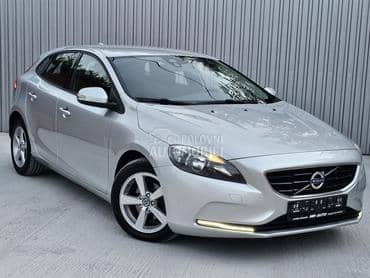 Volvo V40 1.6 D2 SERVISN A