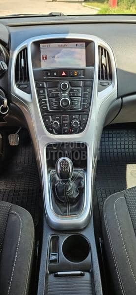 Opel Astra J CDTI 1.7 Opel Astra J CDTI 1.7