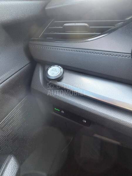 Škoda Octavia KUPLJEN U SR