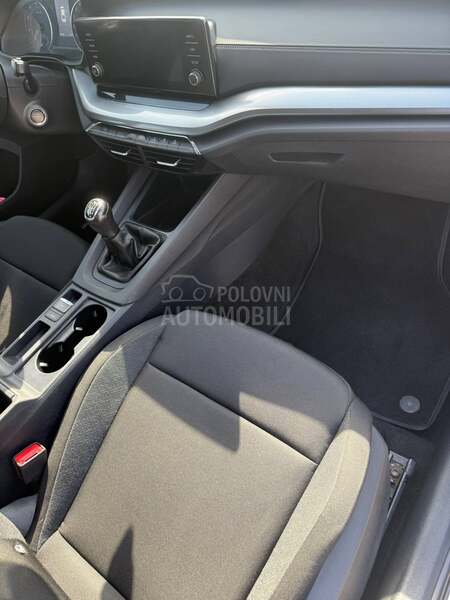 Škoda Octavia KUPLJEN U SR