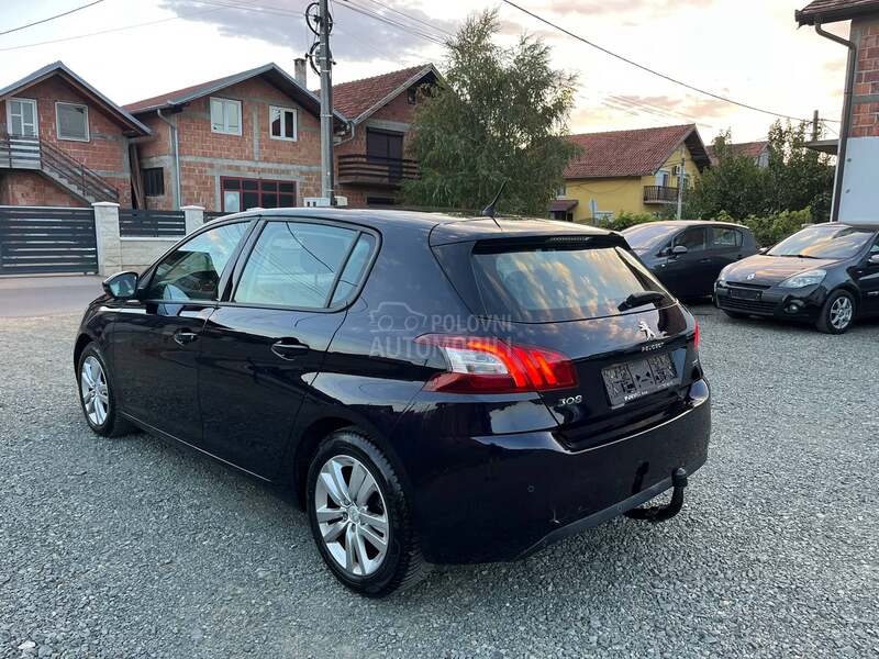 Peugeot 308 1.6ehdi servis.na