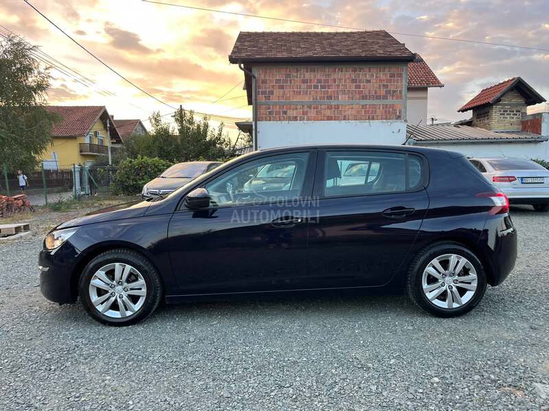 Peugeot 308 1.6ehdi servis.na