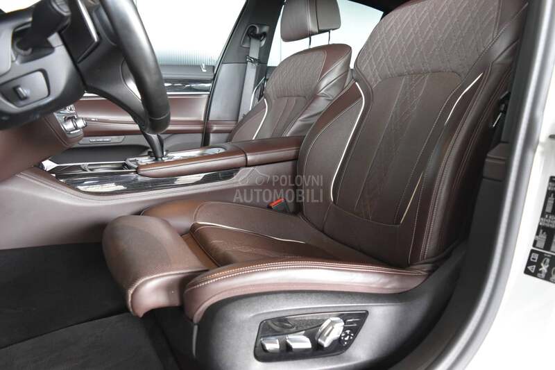 BMW 730 xDrive M Paket AT