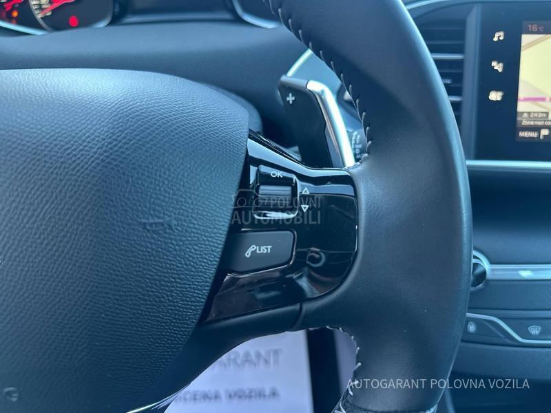 Peugeot 308 1.2 ALLURE A/T
