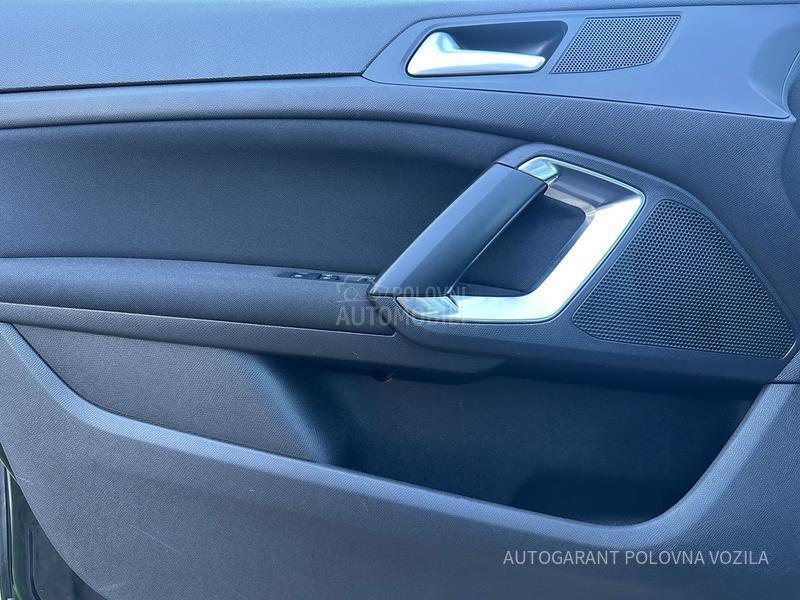 Peugeot 308 1.2 ALLURE A/T