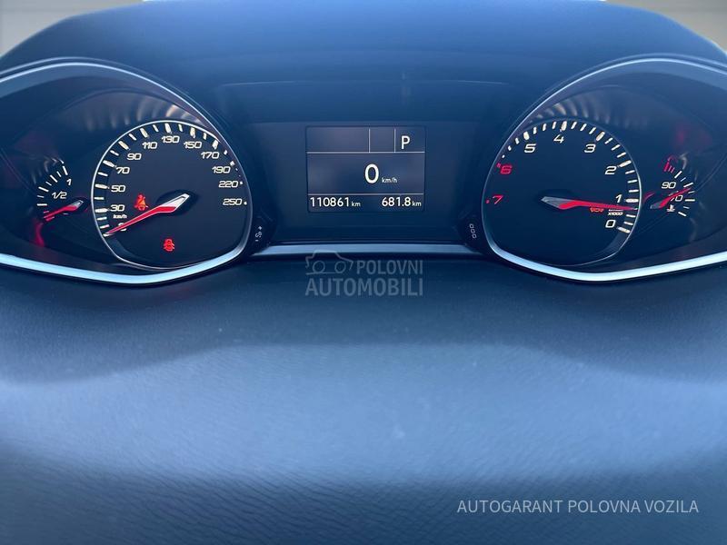Peugeot 308 1.2 ALLURE A/T