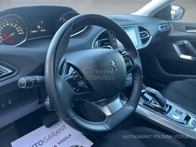 Peugeot 308 1.2 ALLURE A/T