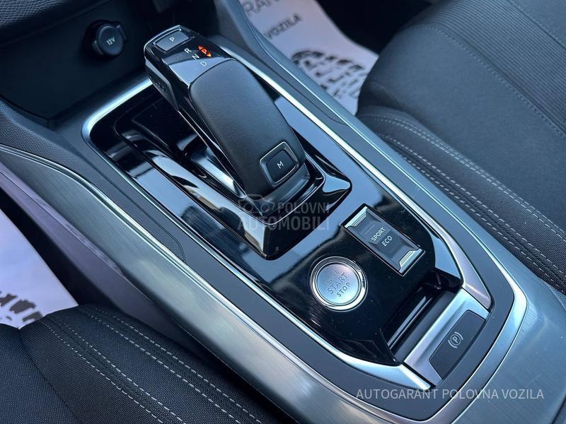 Peugeot 308 1.2 ALLURE A/T