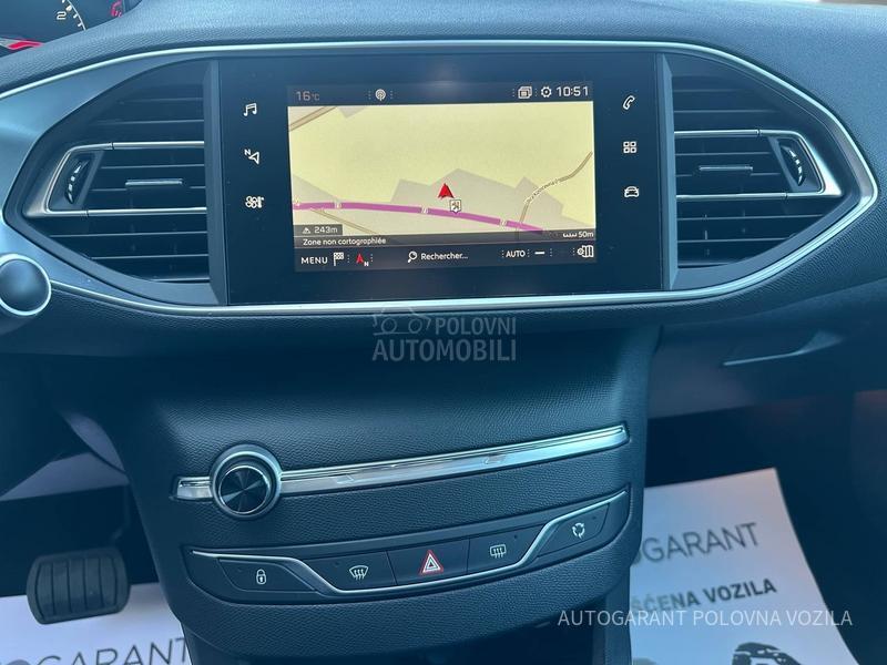 Peugeot 308 1.2 ALLURE A/T