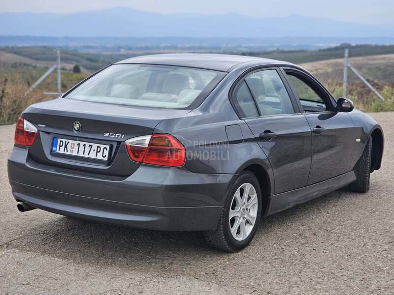 BMW 320 i Bussines