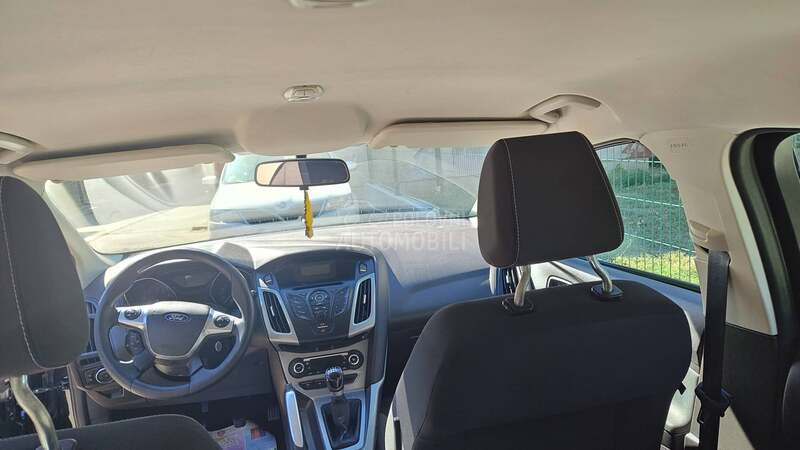 Ford Focus 1.6 B CH