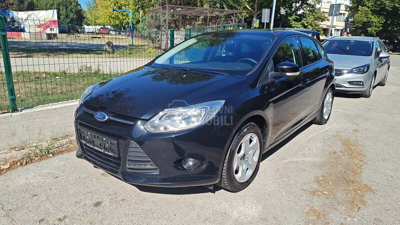 Ford Focus 1.6 B CH