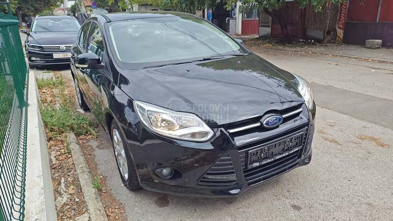 Ford Focus 1.6 B CH