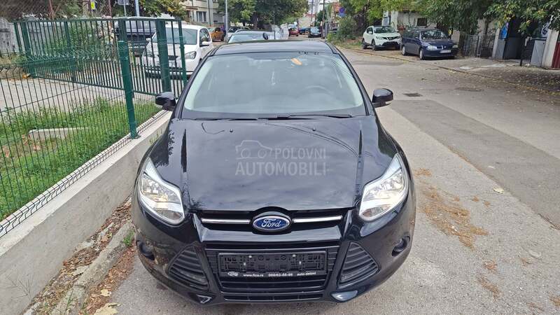 Ford Focus 1.6 B CH