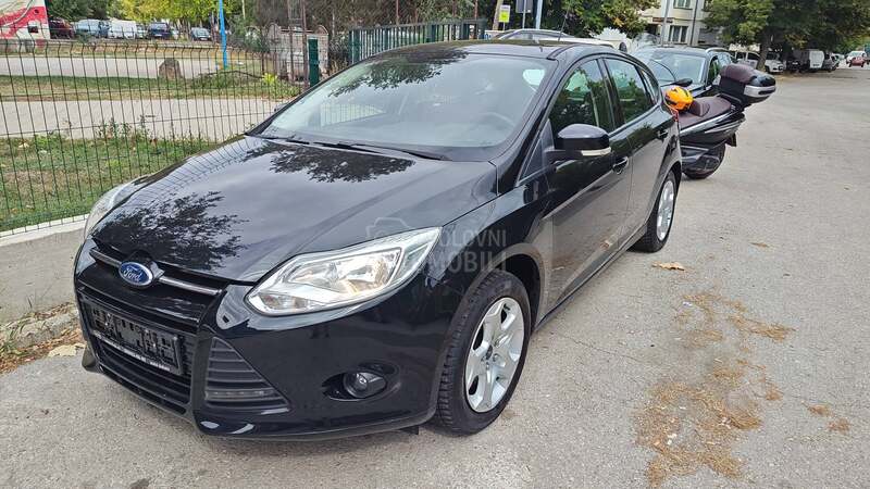 Ford Focus 1.6 B CH