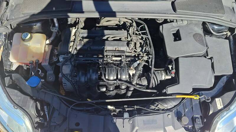 Ford Focus 1.6 B CH