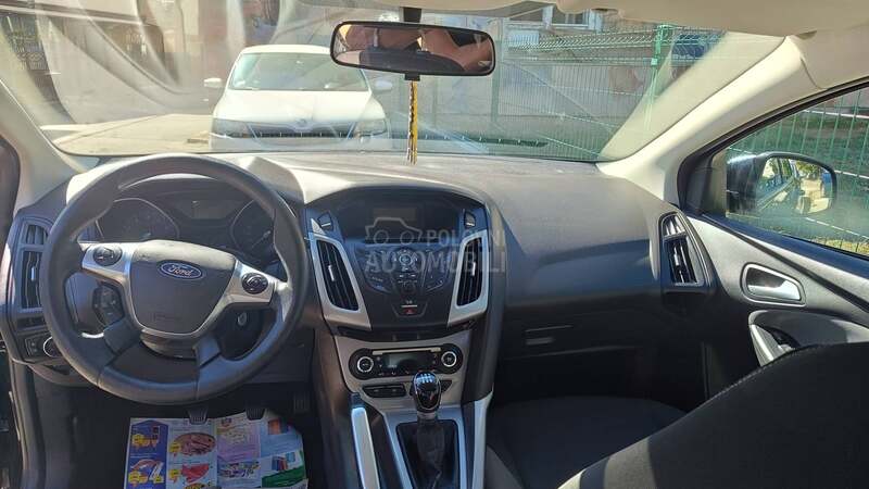 Ford Focus 1.6 B CH